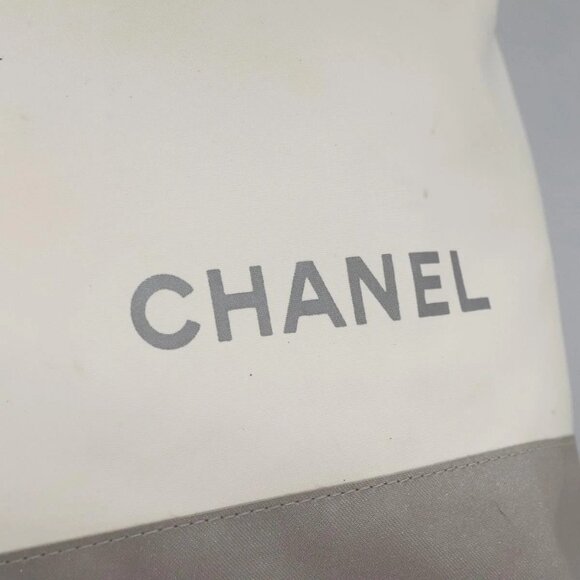 CHANEL Hand Bag Nylon 2way White Gray Silver CC Auth - Picture 14 of 16